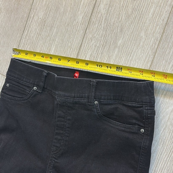 SPANX shape™ EveryWear Flare Jeans in black size Large - Picture 8 of 15
